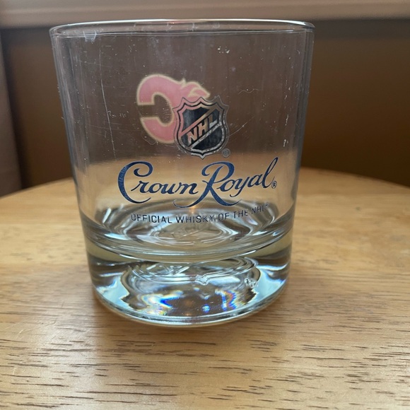 Calgary Flames Logo Glass Tumbler - Picture 2 of 4